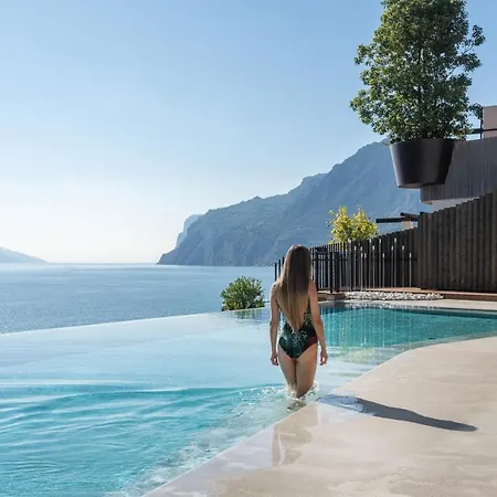 호텔 Eala My Lakeside Dream - Adults Only 리몬네술가르다