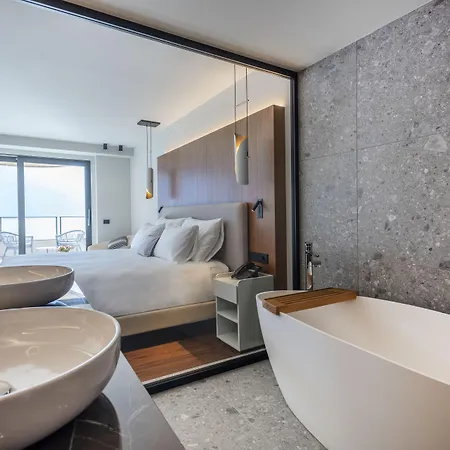 Eala My Lakeside Dream - Adults Only