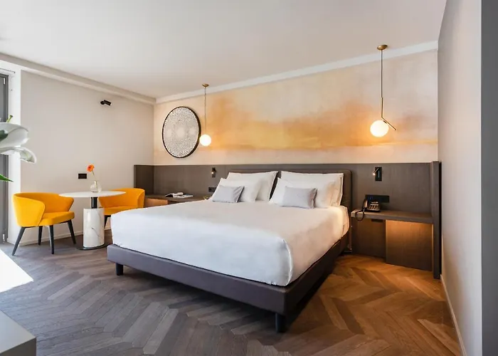 Eala My Lakeside Dream - Adults Only