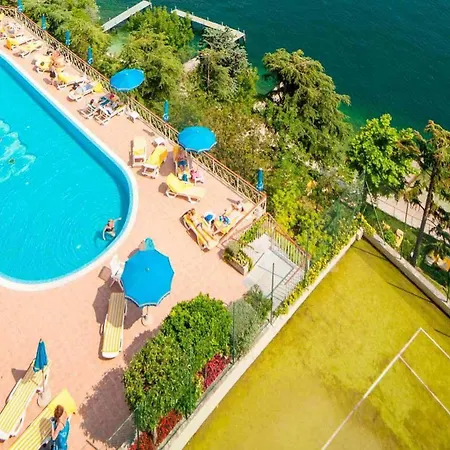 Eala My Lakeside Dream - Adults Only Hotel